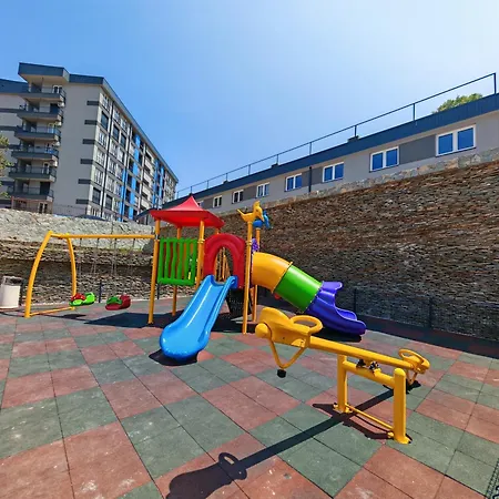 Nermin ترافنيك